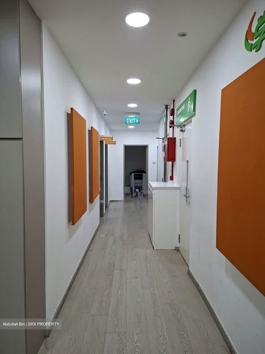 Jurong East Ville (D22), Shop House #576495511